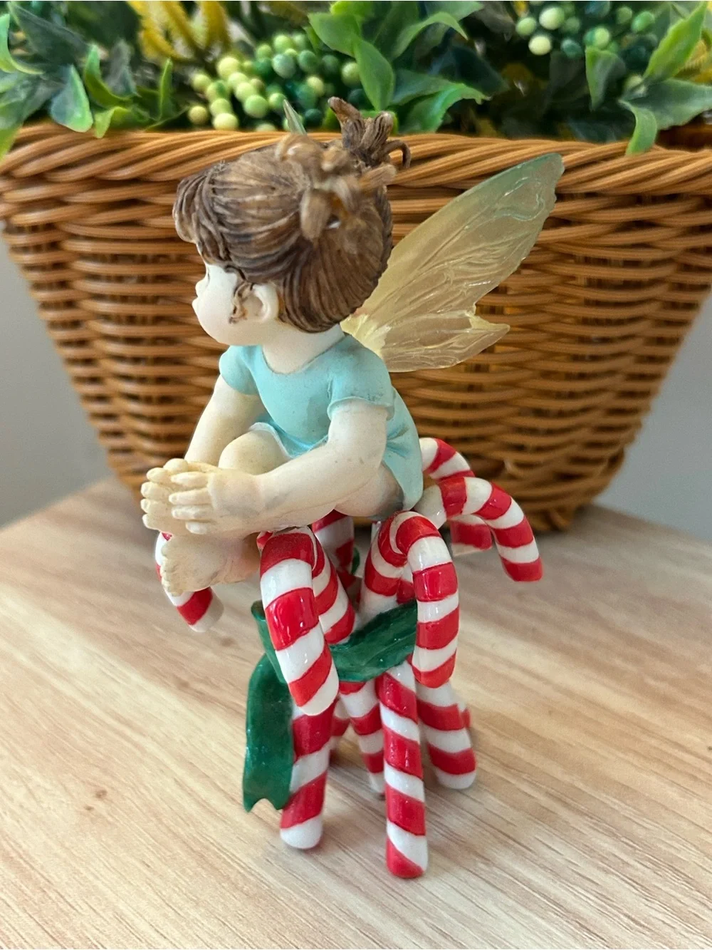 My little kitchen fairies 2003 “ candy cane fairie “ 113347 enesco Christmas